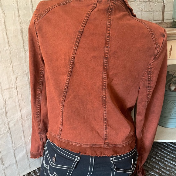 Free People Collapsing Twill Raw EdgeJacket Multifunctional S NWT! - Picture 11 of 13